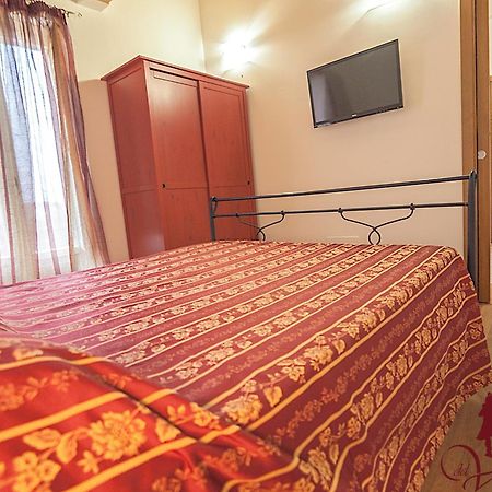 Il Ristoro Del Viandante Hotel Offagna Værelse billede