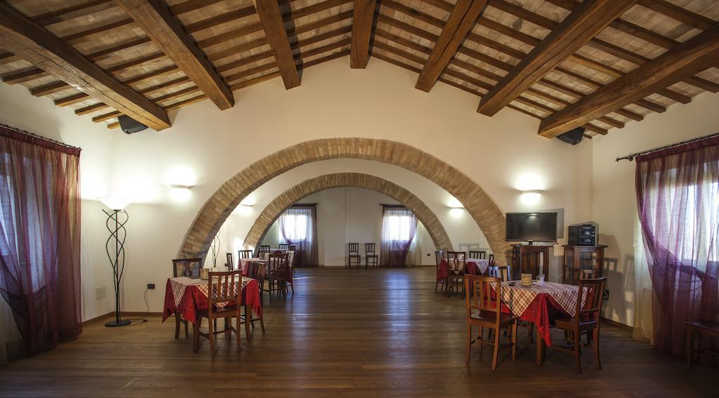Il Ristoro Del Viandante Hotel Offagna Eksteriør billede