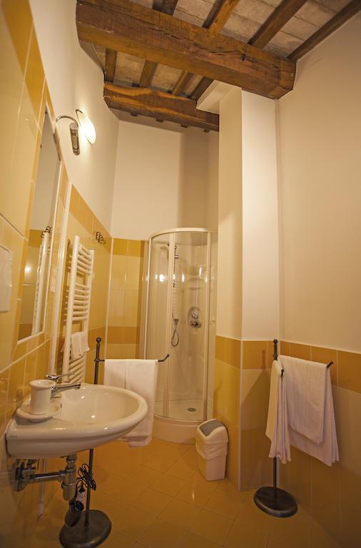 Il Ristoro Del Viandante Hotel Offagna Værelse billede